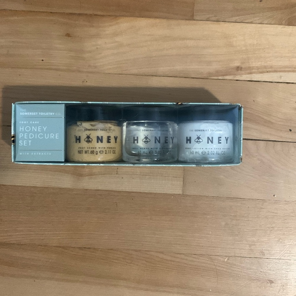 Honey Pedicure Set